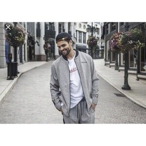 Mitchell & Ness Lavish Sport Jacket Grey New With out Tags $100 Men’s Large